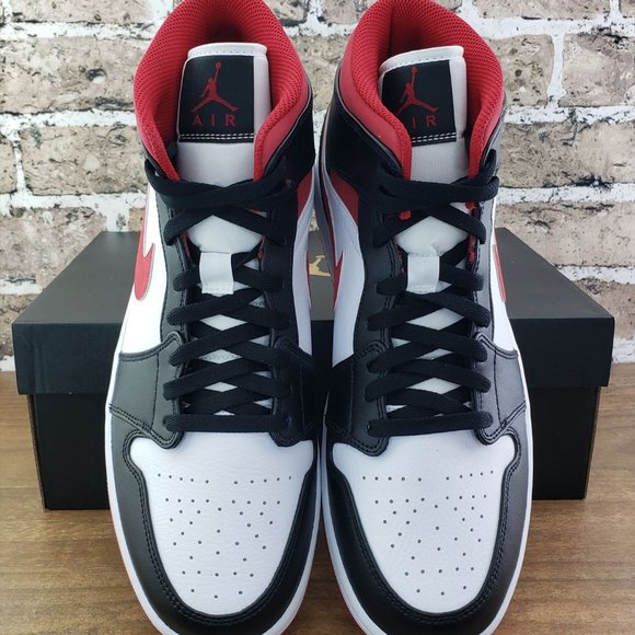 NIKE AIR JORDAN 1 MID GYM Mens Shoe Sz8